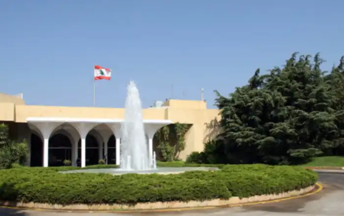 بعبدا 52