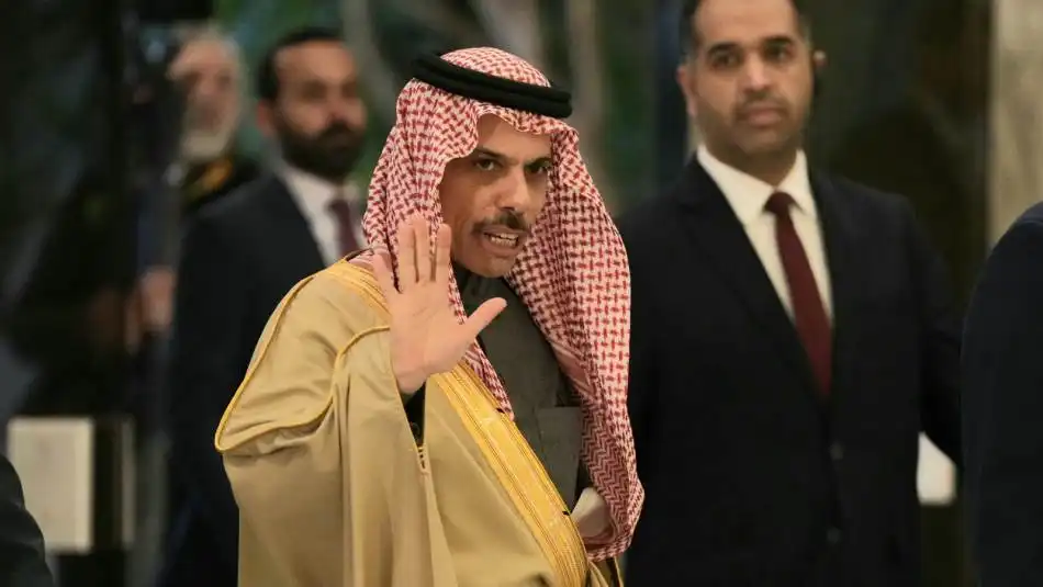 بن فرحان 4 بن فرحان 4