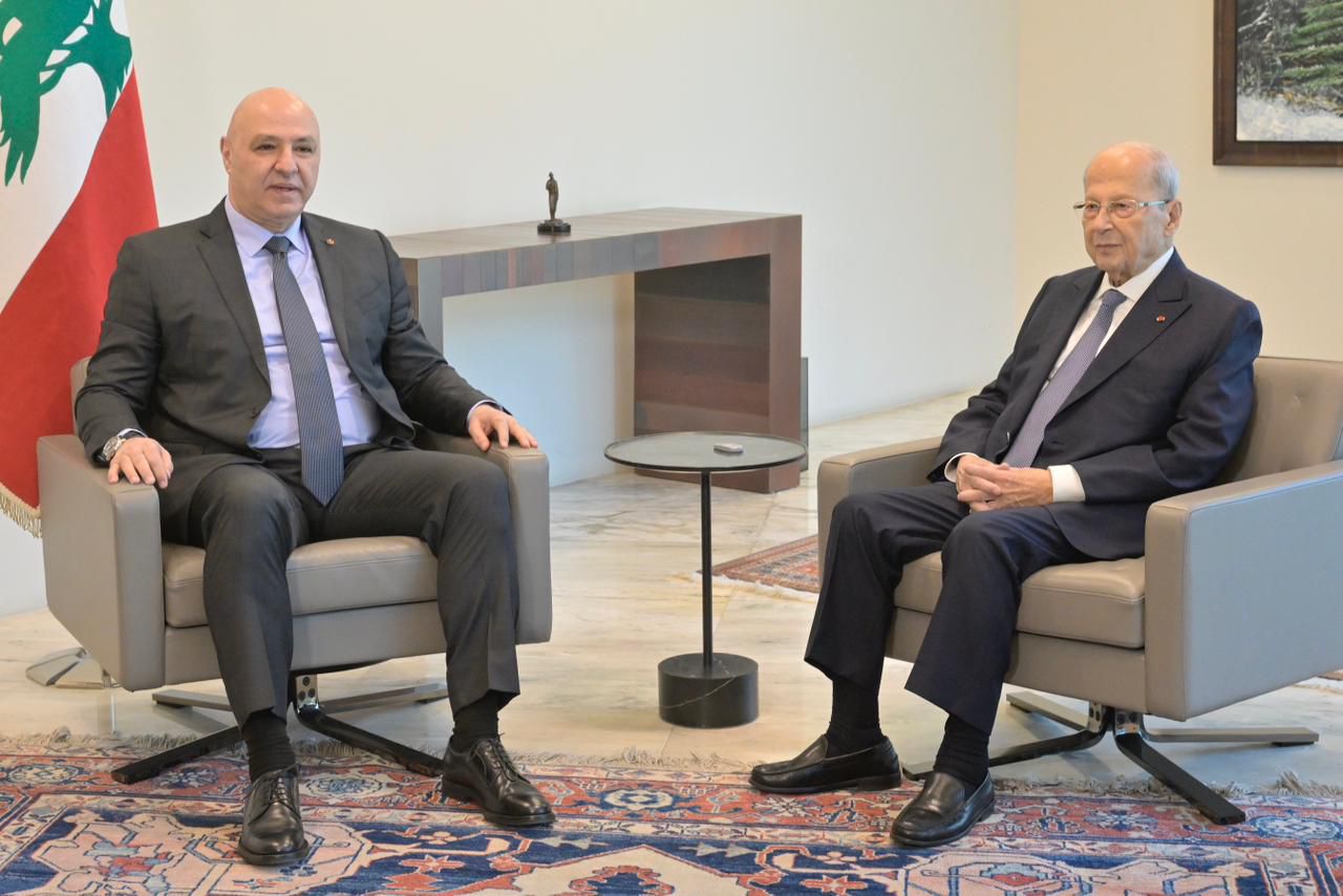 عون وعون هذا ما قاله بعض المسؤولين عن رئيس الجمهورية الجديد