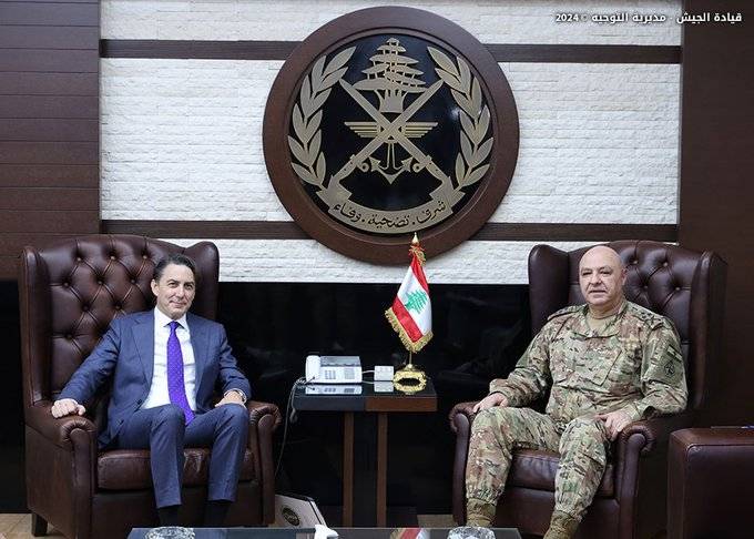 قائد الجيش وهوكشتاين قائد الجيش يلتقي هوكشتاين، وماكرون: نأمل بانتخاب رئيس في لبنان