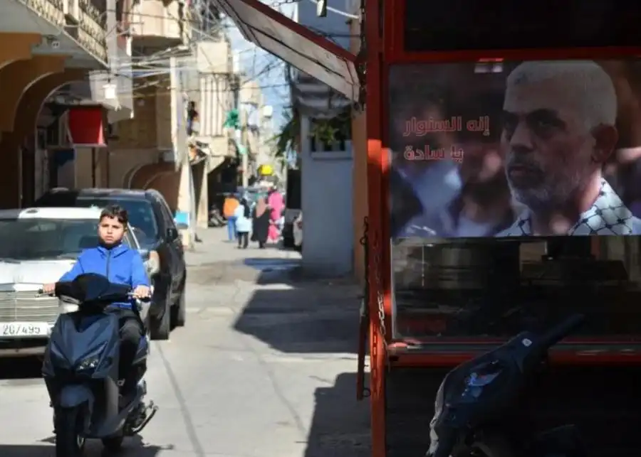 مخيمات مخيمات