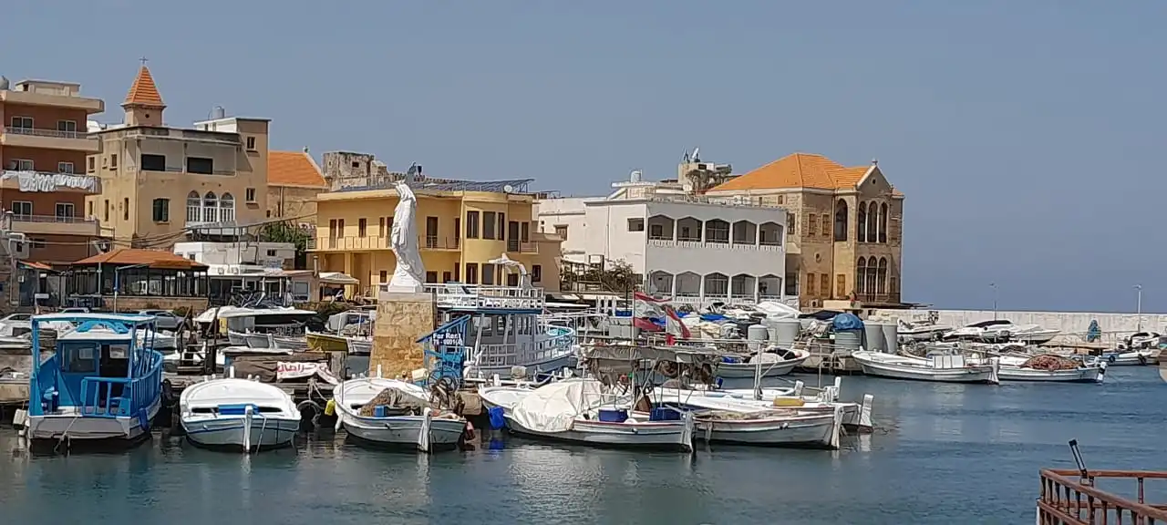 مرفأ الصيادين صور