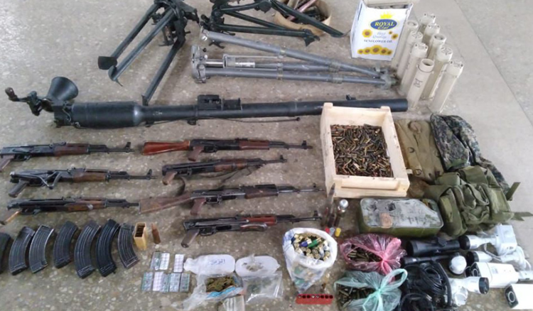 مضبوطات الجيش: دهم منازل مطلوبين وتوقيف 3 أشخاص