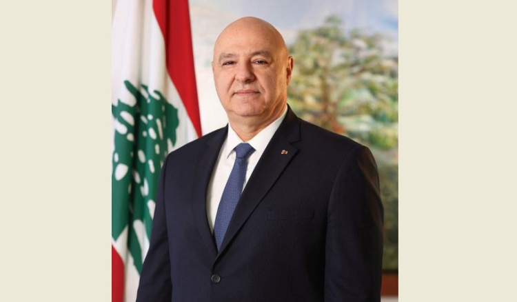 جوزيف عون عون هنّأ الحكومة بنيلها الثقة ونوّه بالانفتاح على الحوار