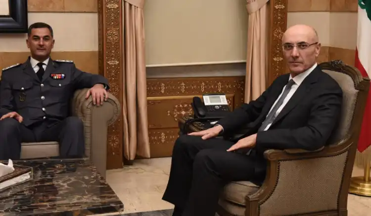 الحجار-عبدالله وزير الداخلية ناقش التدابير الأمنية مع عبد الله