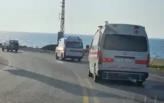 الصليب الاحمر سيارات