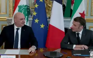 باريس ماكرون عون