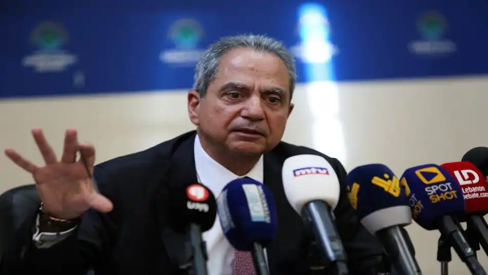 جو صدي وزير الطاقة تفقد معمل الزوق