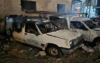 سيارات مدمرة