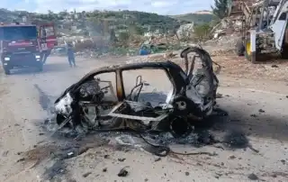 سيارة مدمرة8