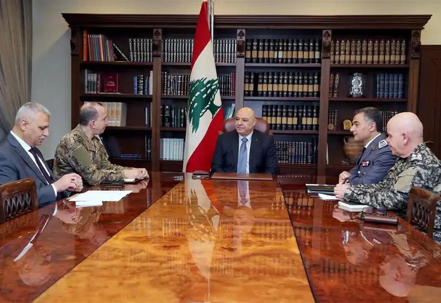 عون اجتماع امني