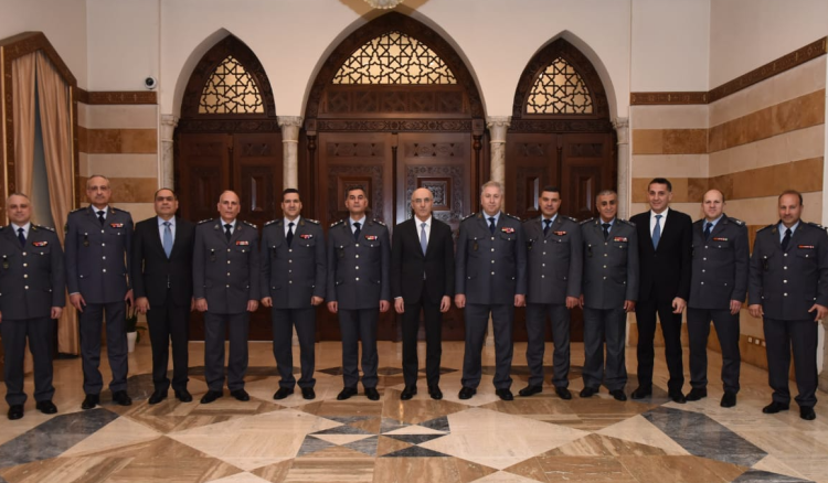وزير الداخلية استقبل المدير العام لقوى الأمن ومجلس القيادة