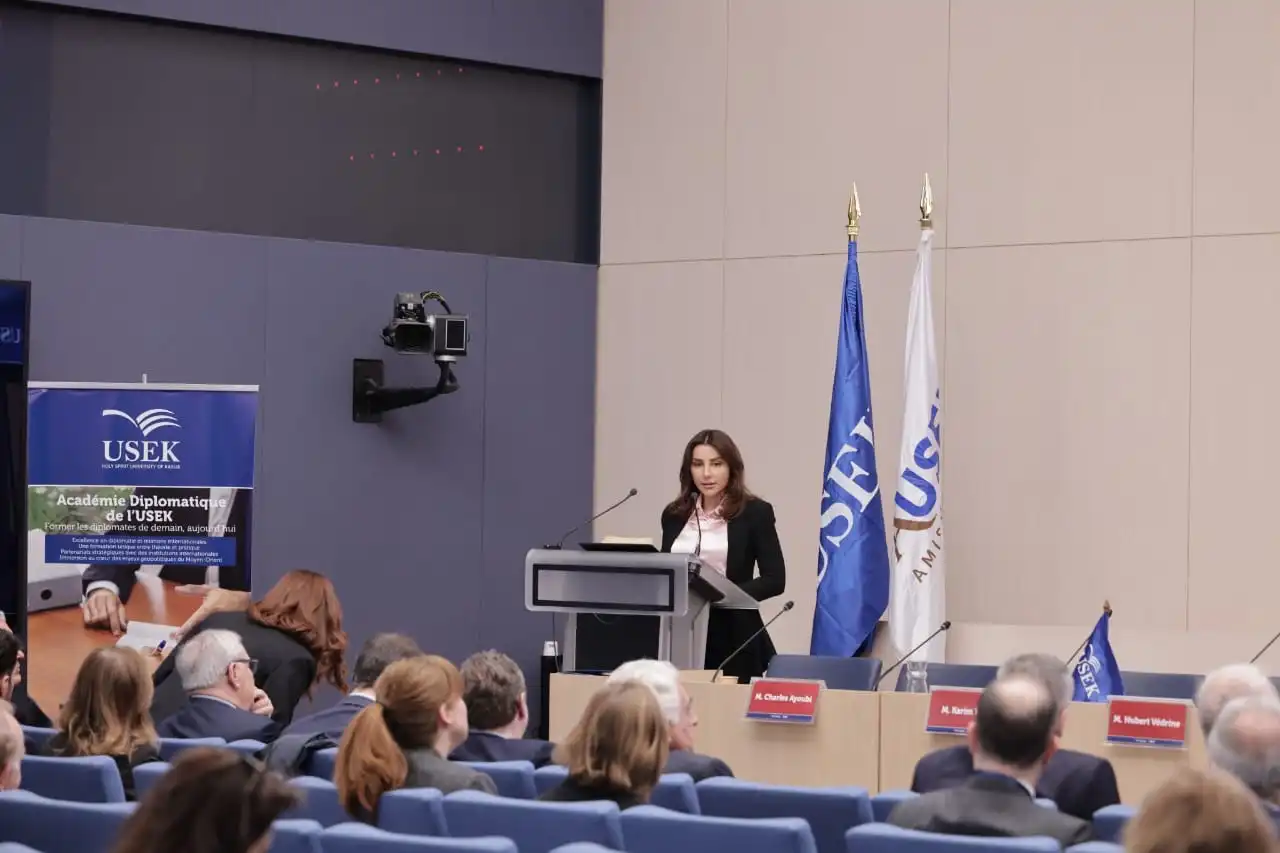 97798564-3155-4081-9dff-a63025c4a68b