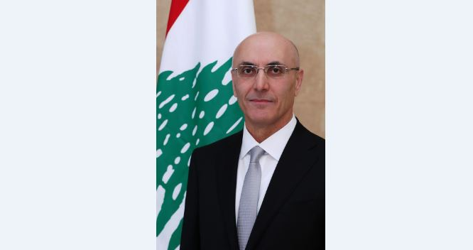 احمد الحجار وزير الداخليّة في سرايا طرابلس لاستعراض التحضيرات المتعلّقة بالانتخابات