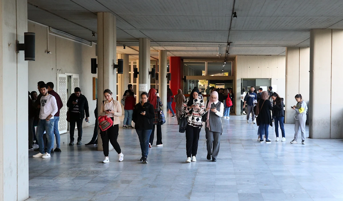 الجامعة اللبنانية طلاب1