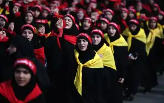المراة حزب الله
