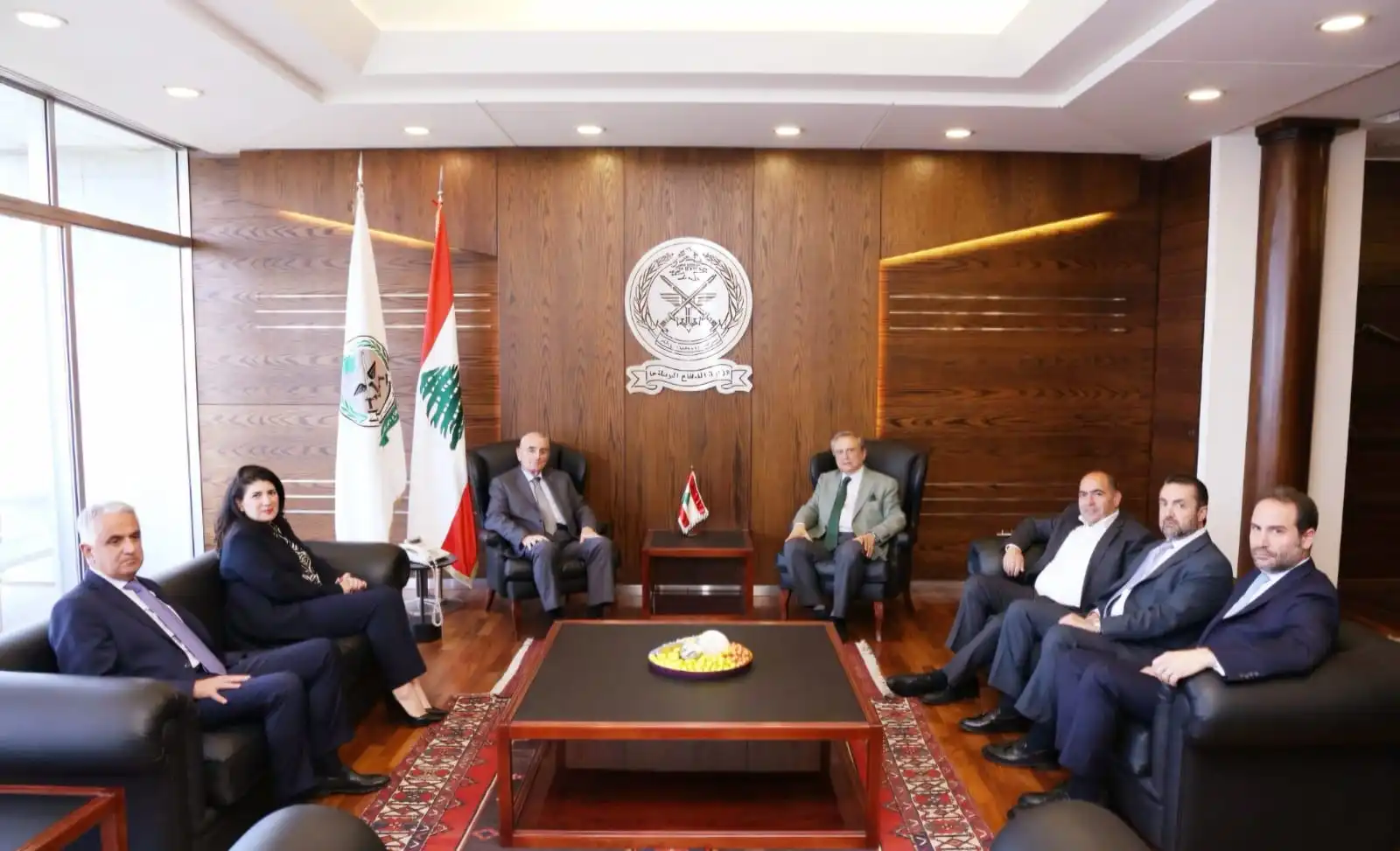 انطوان حبيب مع وزير الدفاع ميشال منسى