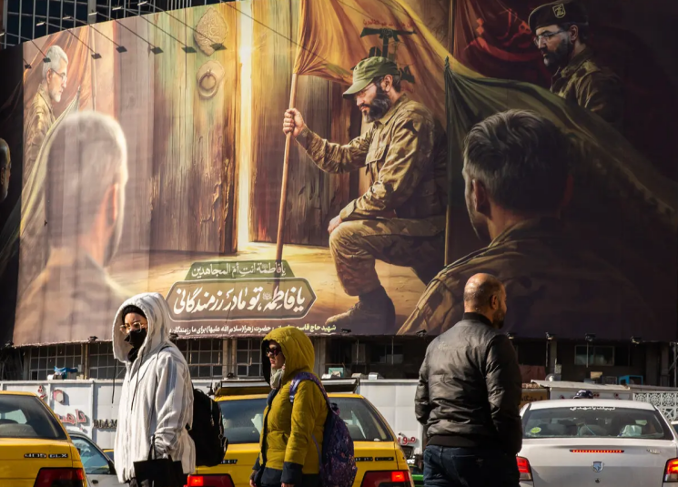 ايران ملصق هل يبيع الأميركيون لبنان؟