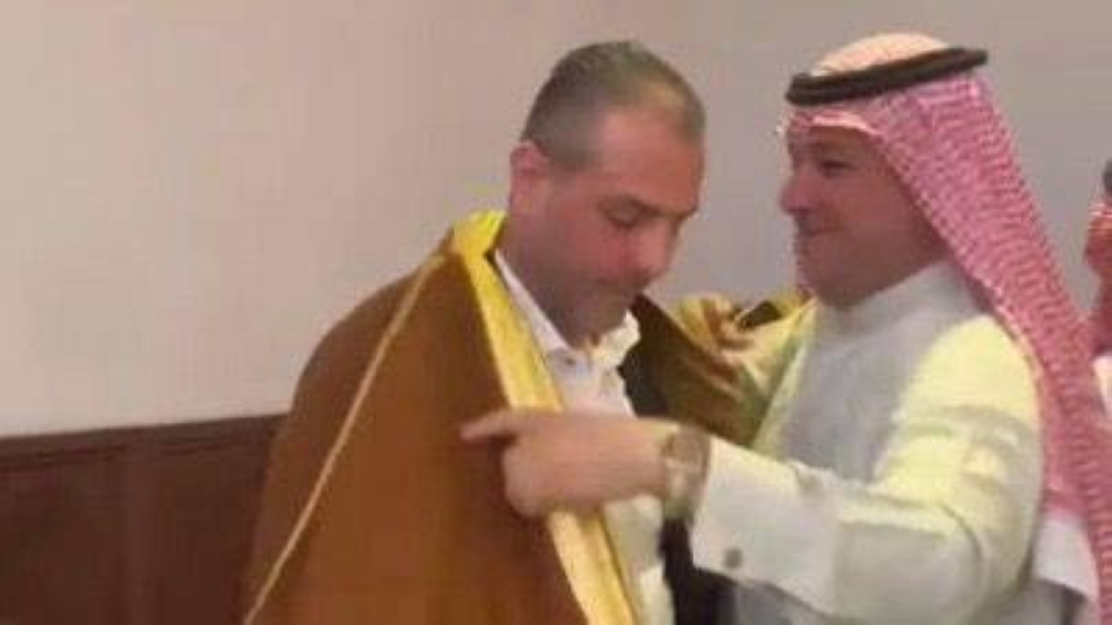 شقيق الشرع بالفيديو- ظهور شقيق الشرع مع شيخ عشائري داعم للأسد