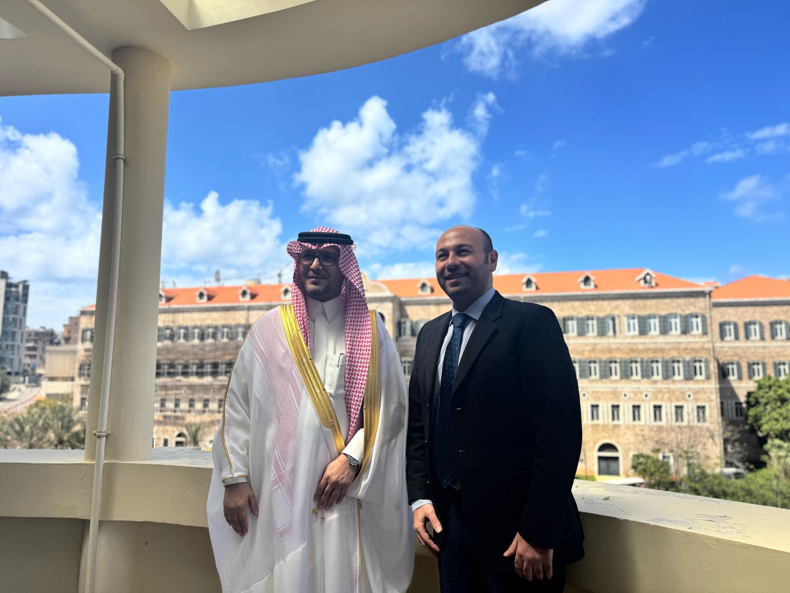 شميطلي والبخاري الشميطلي والبخاري جالا في المبنى الجديد للخارجية