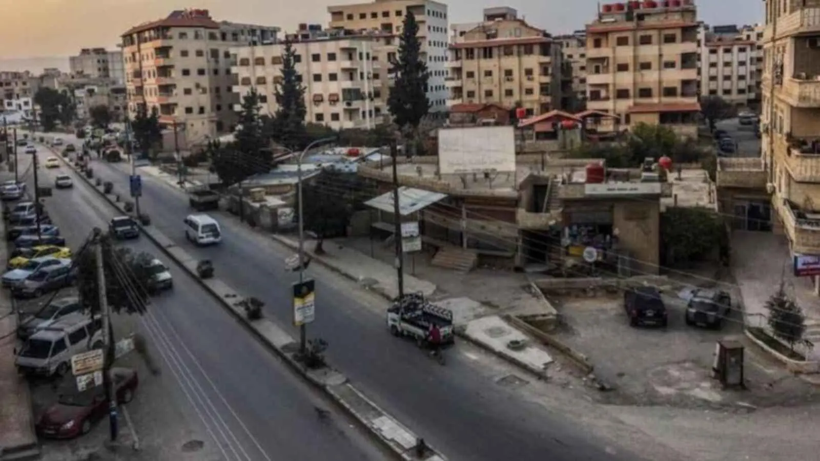 صحنايا سوريا بالفيديو- إشتباكات عنيفة في صحنايا بسوريا، وسقوط 11 قتيلاً في هجوم على مقرّ الأمن العام