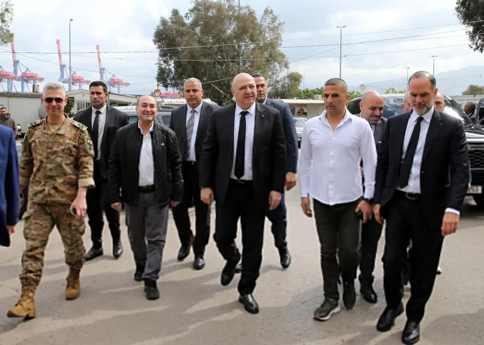 عون مرفأ بيروت