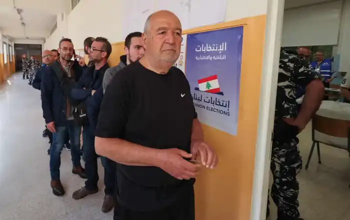 انتخابات 77