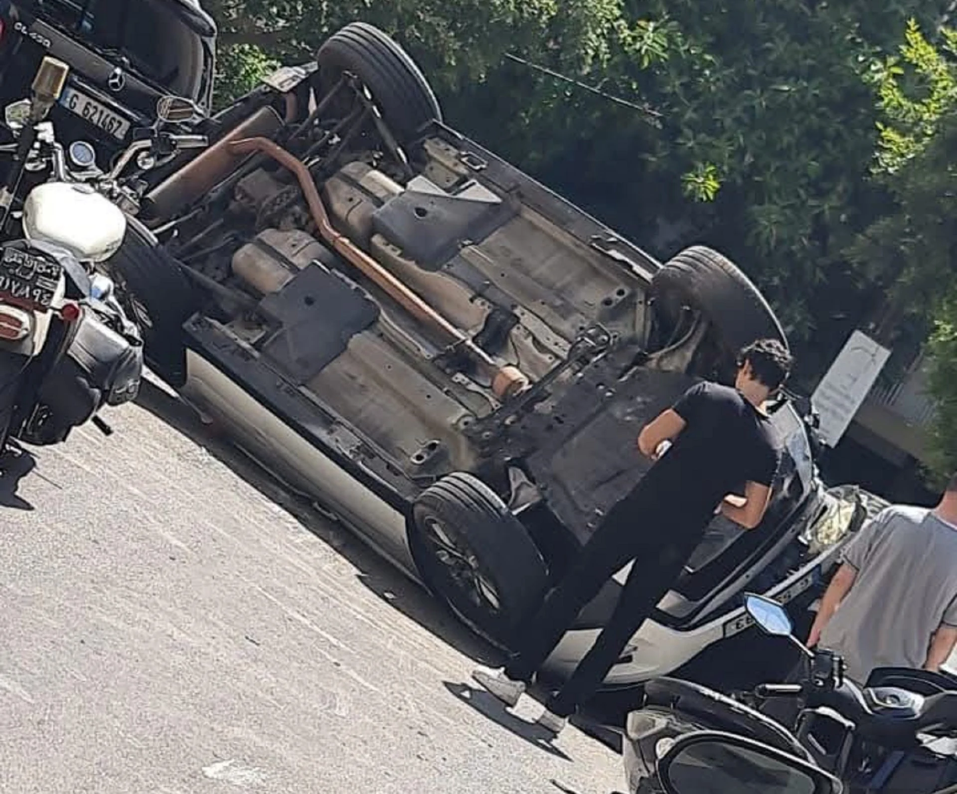 بالفيديو- جرحى في حادث سير مروّع بين 9 سيّارات في قريطم
