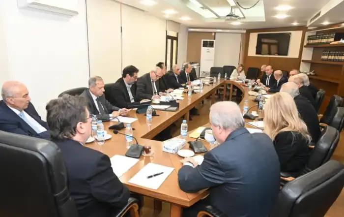 لجنة المال8