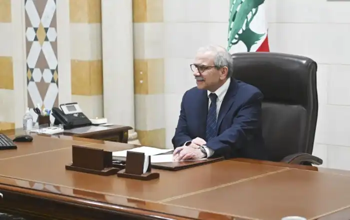 نواف سلام 70