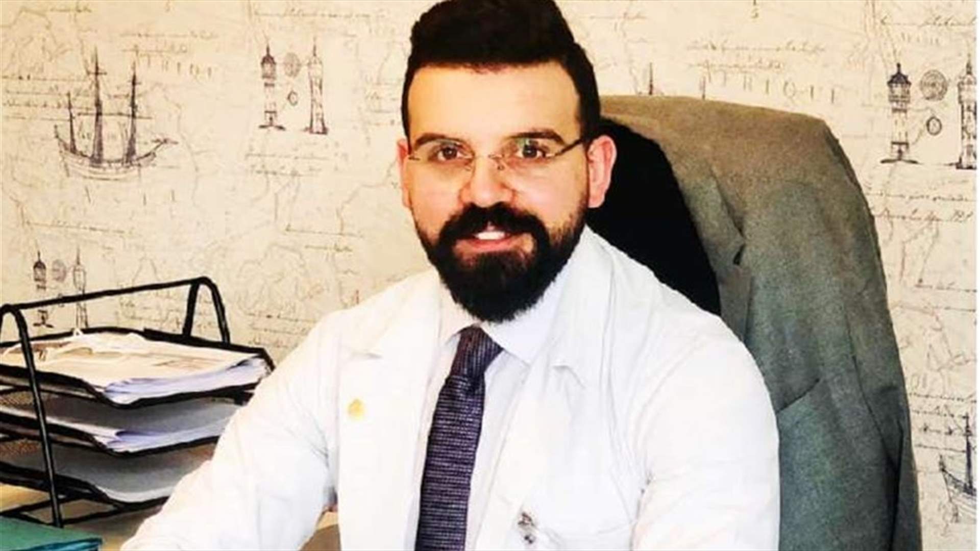 هادي مراد بالفيديو- في بريتال اطلاق قذيفة على منزل الناشط هادي مراد