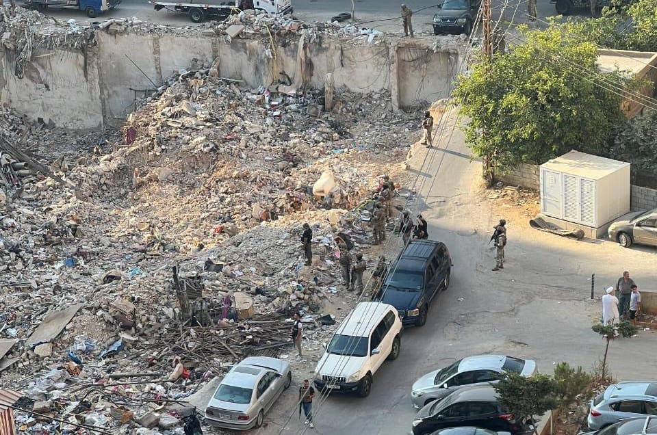 الجيش اللبناني يكشف على مبنى مدمر في الضاحية1 هذا ما يفعله الحزب ليلاً في الضاحية
