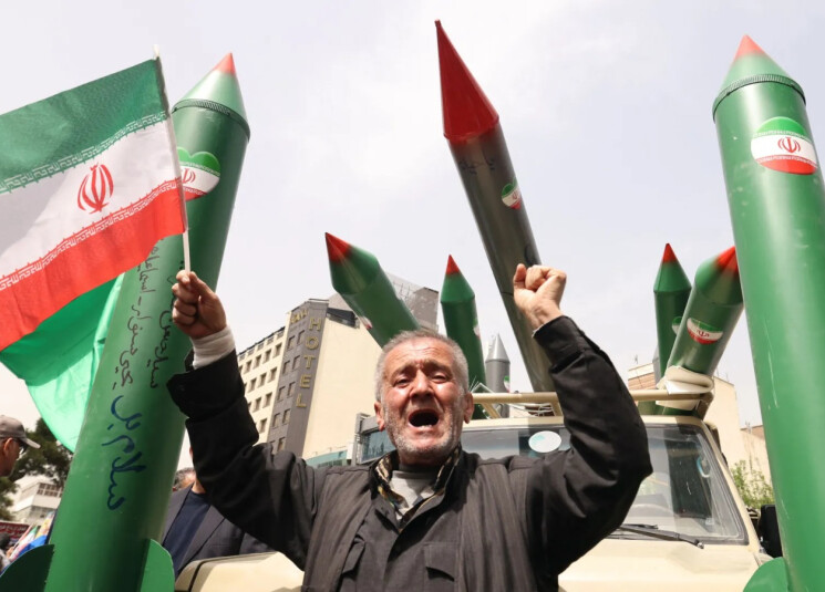 ايران صواريخ4 إنهيار قصور الكرتون وغرق الأساطيل الورقية