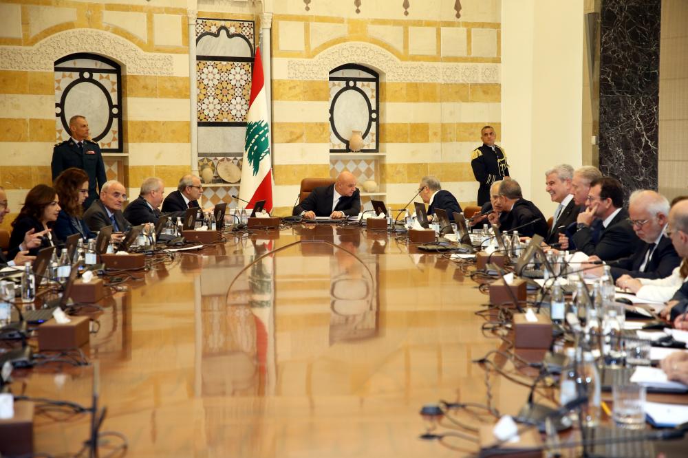 جلسة لمجلس الوراء تحذير غربي للبنان: لا تنشغلوا بالحرب عن سلاح “الحزب”