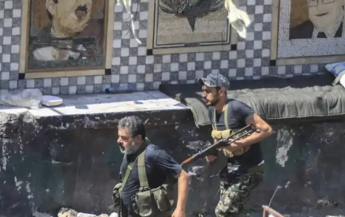 سلاح فلسطيني مخيمات