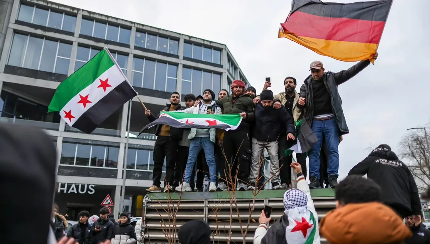 سوريين موسم رحيل اللاجئين عن أوروبا