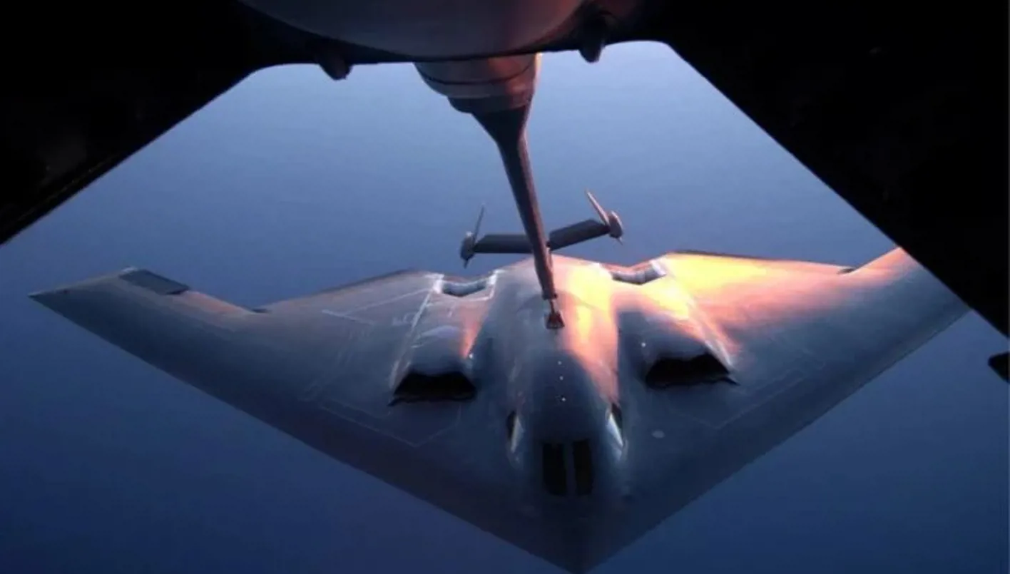 طيارو القاذفات B-2 “الشبح” يروون كواليس عملياتهم… هذا أصعب ما واجهناه