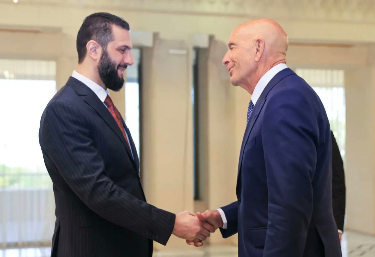 الشرع براك1 هل دفع أحمد الشرع ثمن توم براك؟