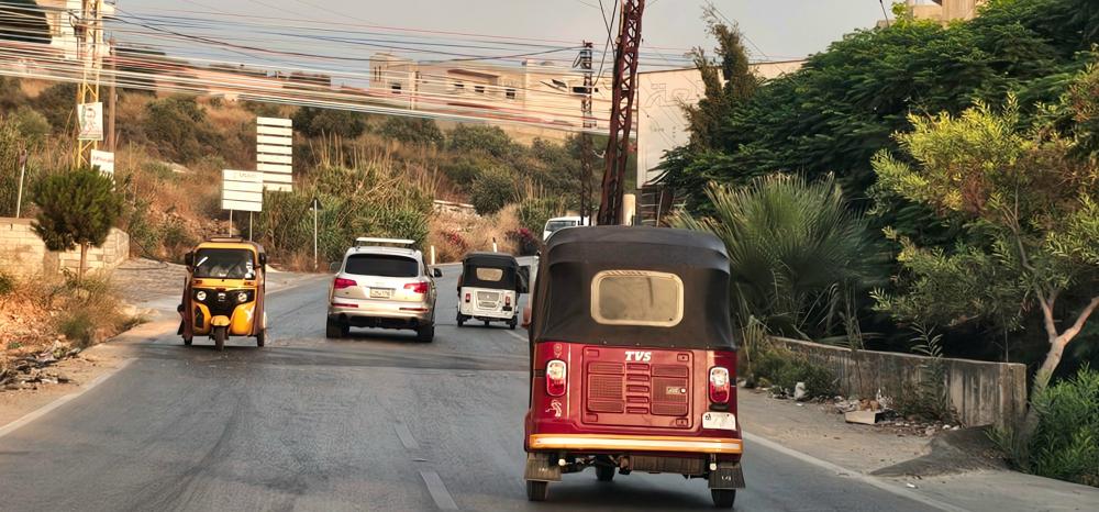 توك توك 1