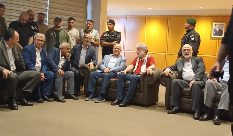 جورج عبد الله من المطار: طالما هناك مقاومة هناك عودة للوطن