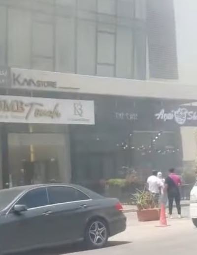 حريق بالفيديو- حريقٌ مفاجئ داخل أحد المطاعم في طرابلس