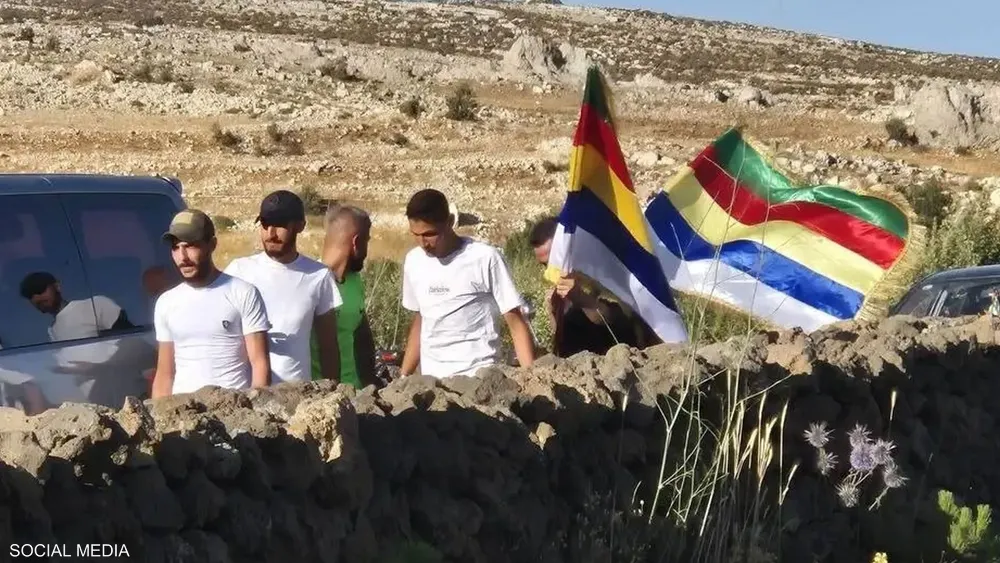دروز علم إسرائيل تحقق في عبور عشرات الدروز الحدود إلى سوريا
