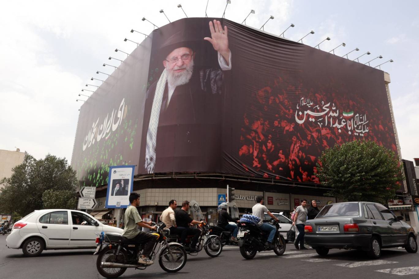 طهران3 ماذا يفعل “جيش الجن” في شوارع طهران؟!