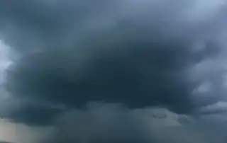 عاصفة 8
