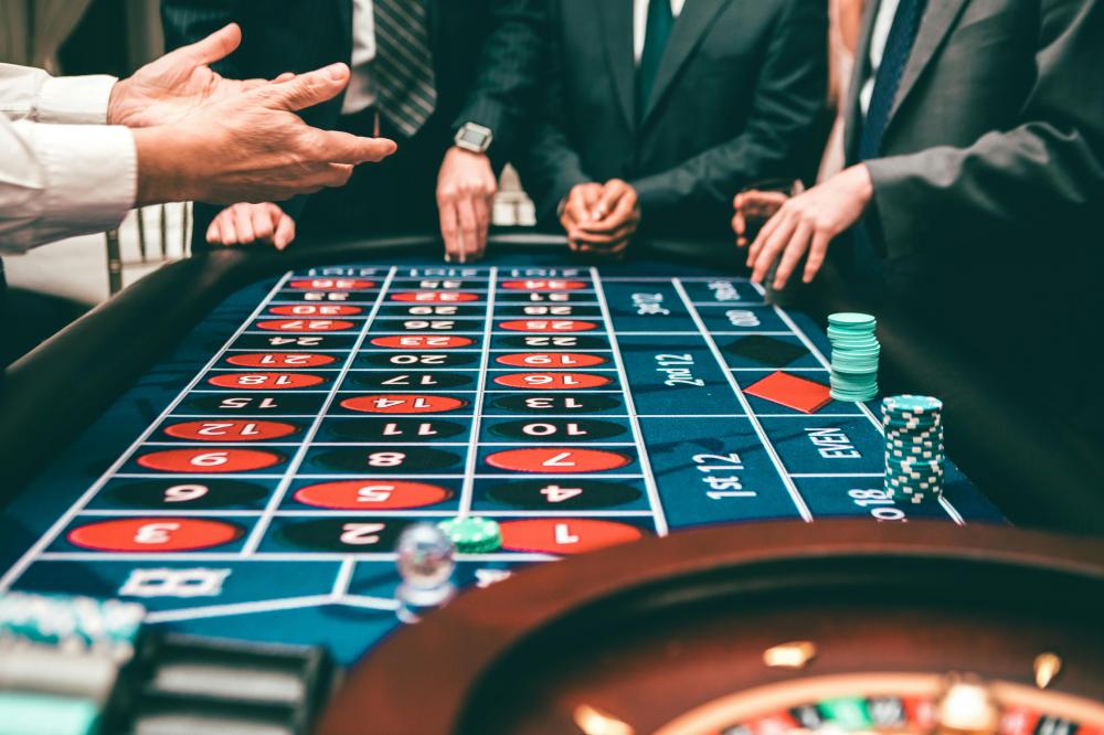 قمار6 معركة ضد اللاشرعية تبدأ بالسلاح وتنتهي بالقمار!