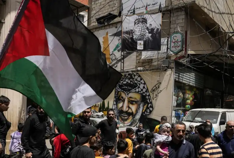 مخيم فلسطيني3
