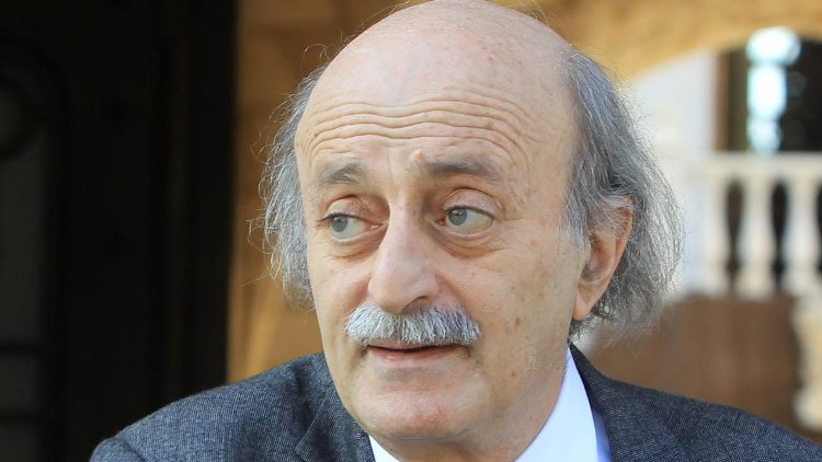 وليد جنبلاط جنبلاط: للدخول في حوار سياسي بشأن السويداء