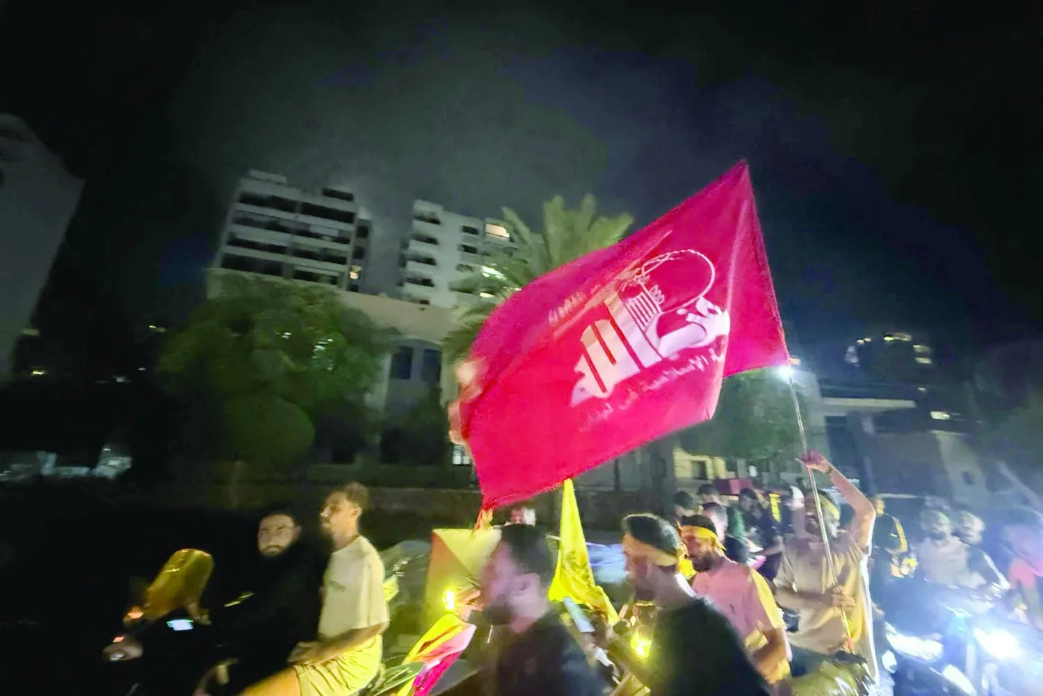 1172572.jpeg «الحزب» يلجأ إلى شدّ العصب الطائفي لإحباط قرار «حصرية السلاح»