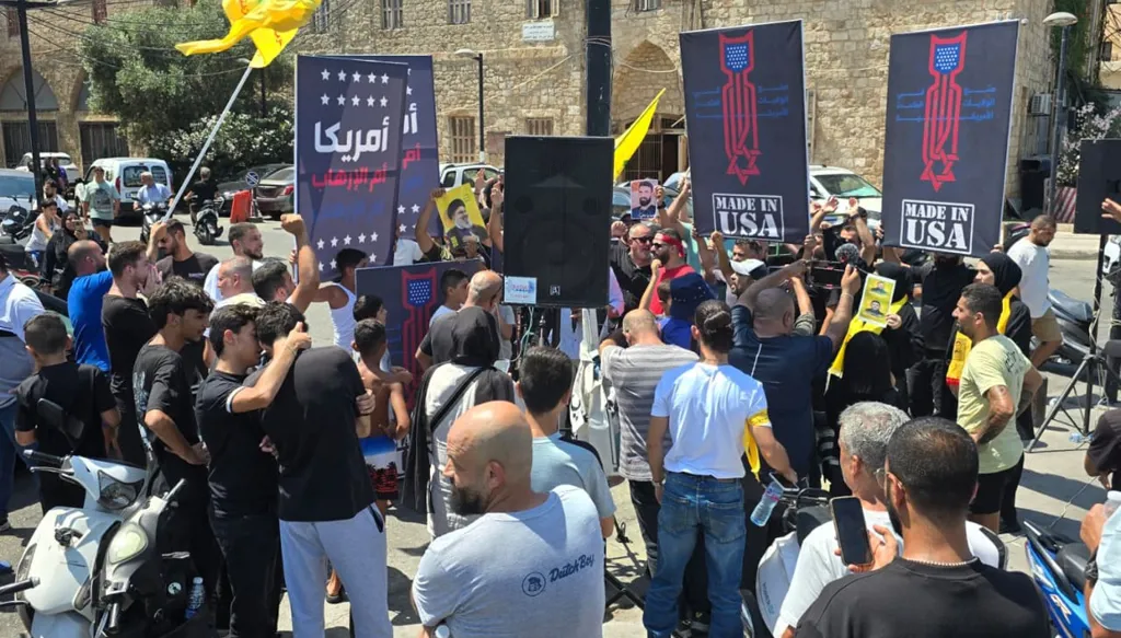 احتجاج جنوب تهديدات متجدّدة بالفتنة واحتجاجات حدودية… فرنسا تتوقّع التمديد لليونيفيل في اللحظة الأخيرة