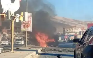 استهداف سيارة المصنع